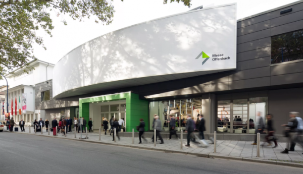 中国设计，世界看见：爱华仕箱包亮相德国 ILM 展