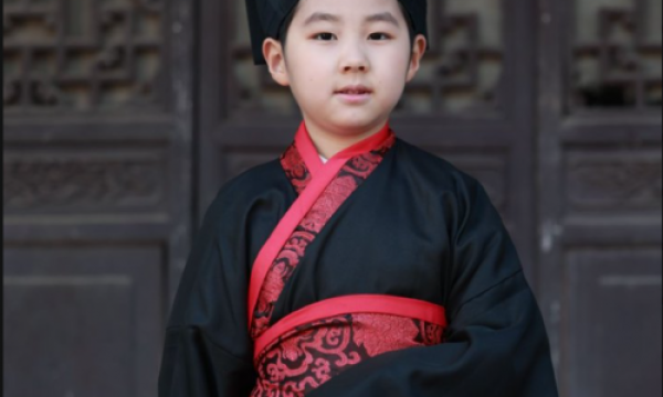 上海礼智信影视文化传媒出品的《三英战吕布》正式开拍