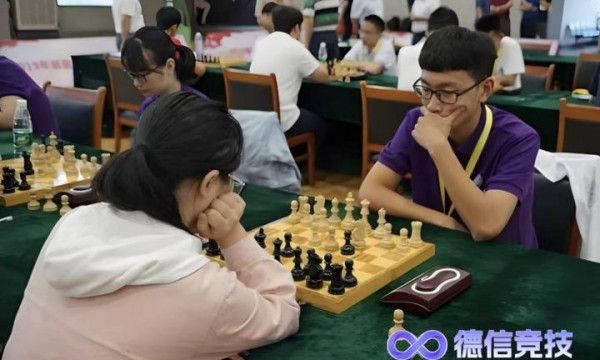 德信竞技观察：智力运动汇入高校育人体系，电子科大成都学院“德信杯”智力竞技高校联赛深度探索“以赛促学”新路径