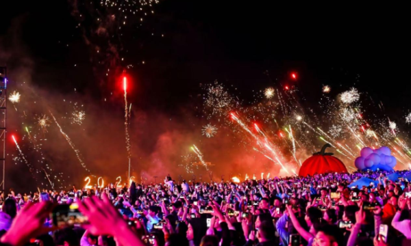 “星河派对”在三亚亚龙湾落幕，助推文旅融合新发展