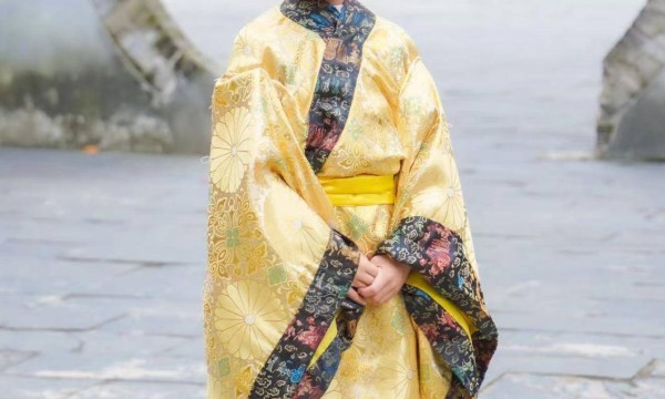 上海礼智信影视文化传媒出品的《中华五千年.汉文大帝》正式开拍