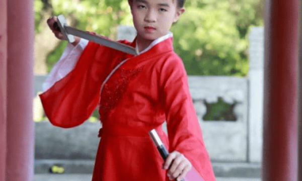 上海礼智信影视文化传媒有限公司和上海玖蕾影视文化传媒有限公司联合出品的《中华五千年之少年强灵珠新传》正式开拍