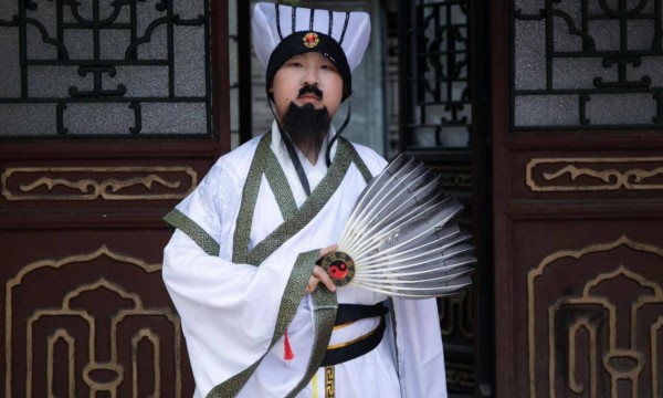 上海礼智信影视文化传媒出品的《中华五千年之少年强三国演义.三顾茅庐》正式开拍